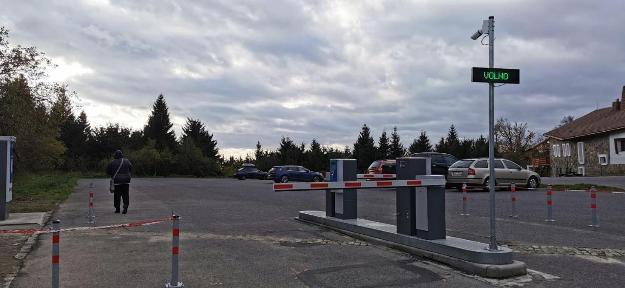 Horská Chata Ještědka Svetla pod Jestedem Esterno foto